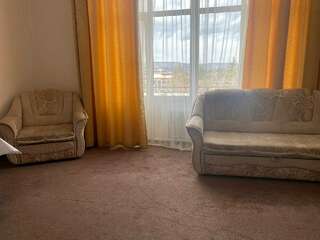 Гостиница Империал Кисловодск Люкс двухкомнатный-9