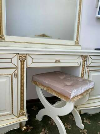 Гостиница Империал Кисловодск Люкс трехкомнатный-11