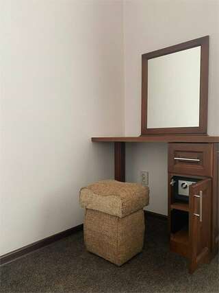 Гостиница Империал Кисловодск Люкс двухкомнатный-11